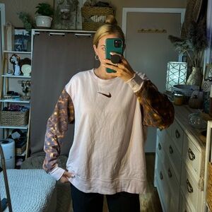 Nike Women's Crewneck Sweatshirt in Light Pink with Brown Tie-Dye Sleeves